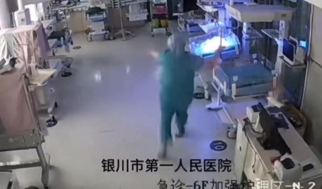 后续来了！网友表示：这嘉奖是不是低了k8凯发入口地震中高中生背起同学逃生(图14)