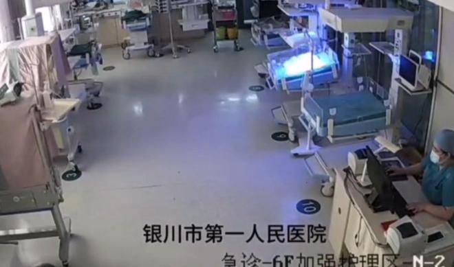 后续来了！网友表示：这嘉奖是不是低了k8凯发入口地震中高中生背起同学逃生(图10)